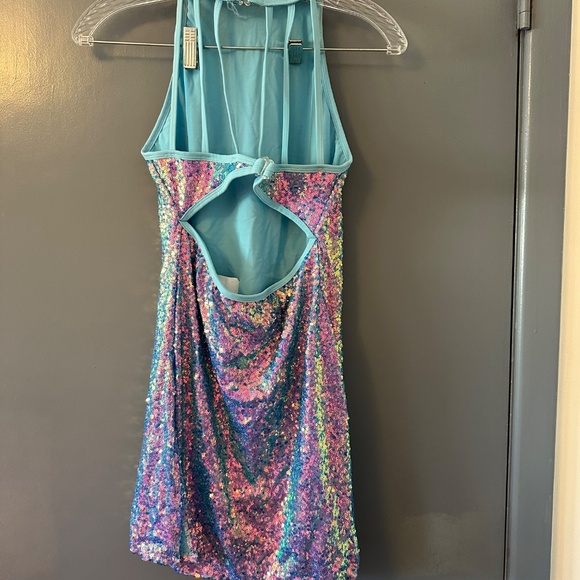 Revolution PLAY THAT SONG Dance Costume Medium Adult - Picture 5 of 7